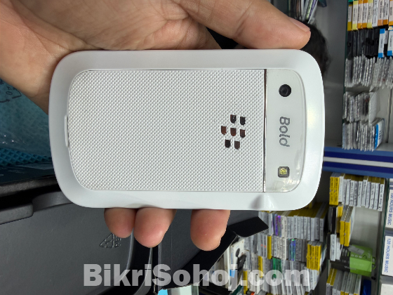 Blackberry bold 9900